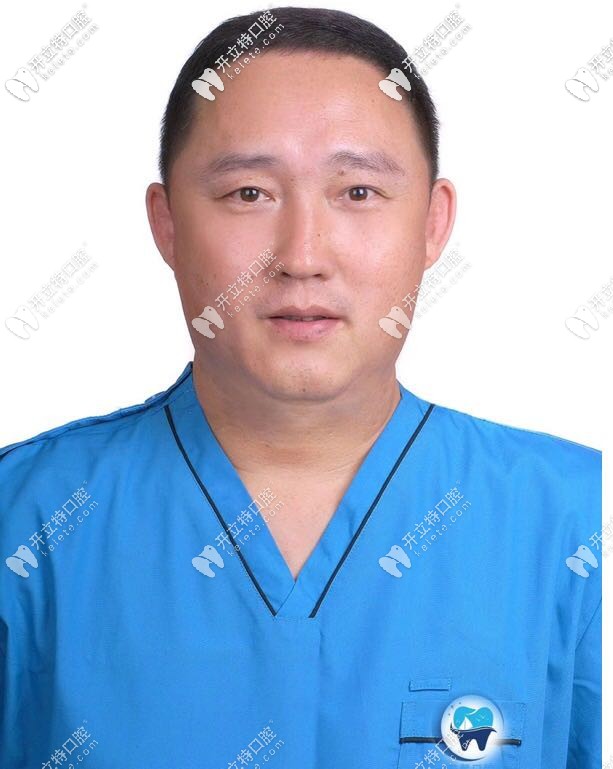 天津雅馨口腔崔軍醫(yī)生