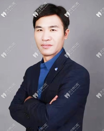 晉城王國(guó)飛醫(yī)生