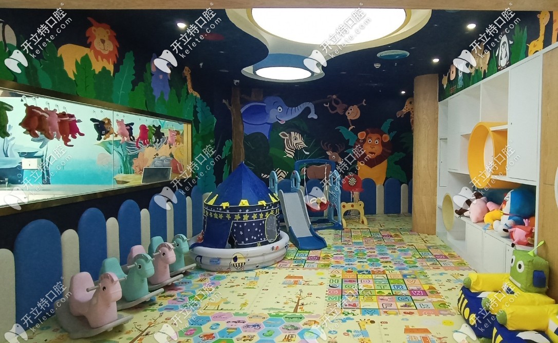 兒童休息區(qū)