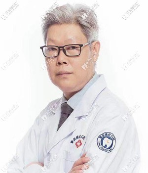 曹縣博仕口腔門診部 于東濱