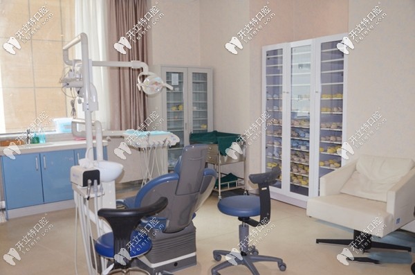 烏魯木齊美奧牙科的正畸治療室