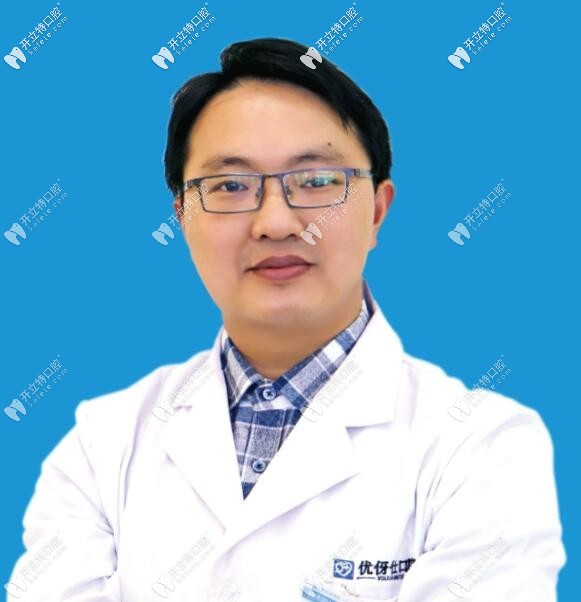 衡陽優(yōu)伢仕口腔醫(yī)院廖江科