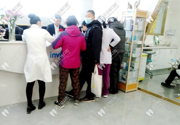 活動(dòng)當(dāng)天，場(chǎng)面很火爆