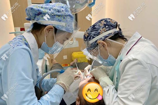 廣州三仁口腔診療過程圖