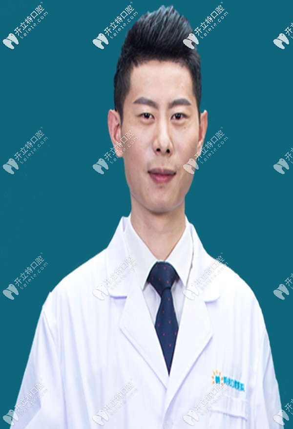 岳陽陽光口腔醫(yī)院 朗崇侖