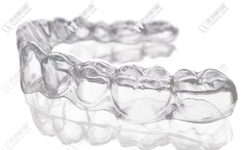 隱形無托槽牙套