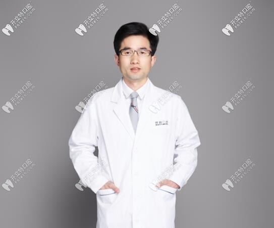 詹傳華醫(yī)生