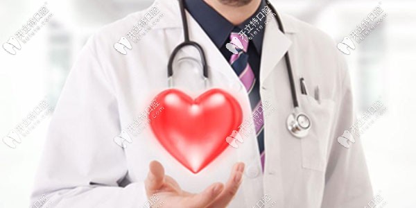 謝海洋醫(yī)生在治療方面很細(xì)心耐心