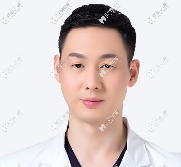 徐榮健醫(yī)生