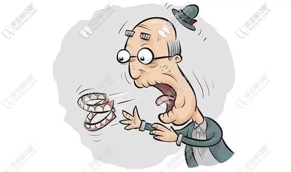 68歲朱老伯的幸福感來自到沈陽歡樂做了all-on-4半口種植牙后