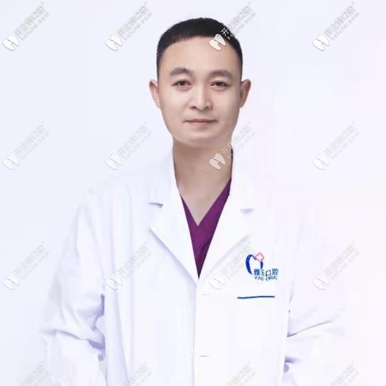 杭州雅樂(lè)口腔范景戰(zhàn)醫(yī)生