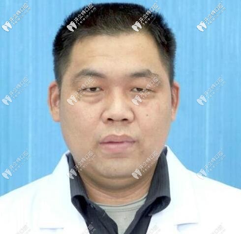 酒泉口腔醫(yī)院種植牙價格直降千元,種牙好的牙科就是豪氣